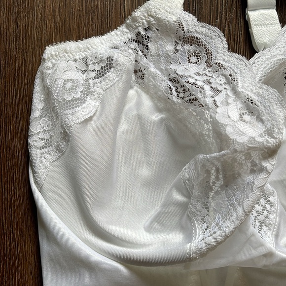 Glamorize shape ware 34F - Picture 6 of 8